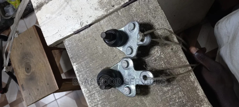 ball-joints-pair-for-all-cars-available-new-and-home-used-big-1