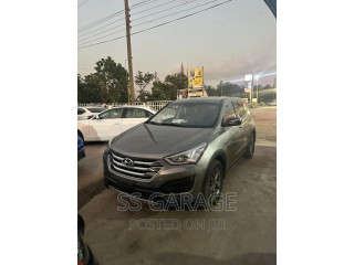 Hyundai Santa Fe 2015 Gray