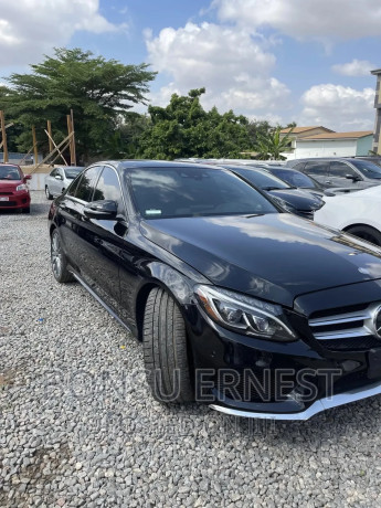 mercedes-benz-c300-2017-black-big-3