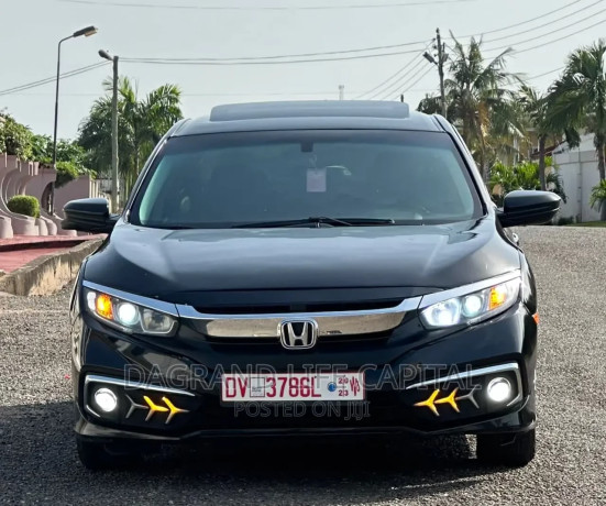 honda-civic-ex-sedan-2018-black-big-1