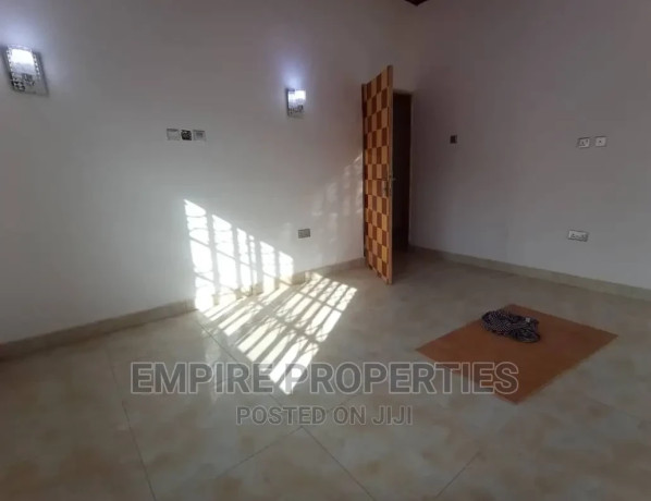 3bdrm-apartment-in-haasto-haatso-for-rent-big-2