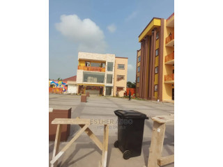 2bdrm Block of Flats in East Legon for rent