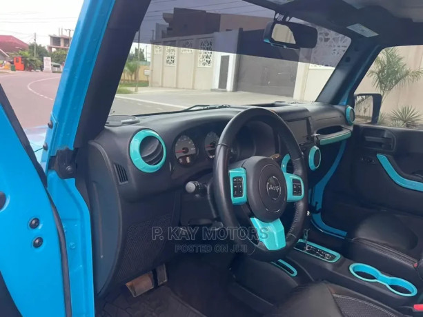jeep-wrangler-rubicon-4x4-2018-blue-big-4