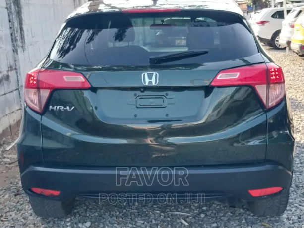 honda-hr-v-4dr-suv-15l-4cyl-cvt-2016-green-big-2