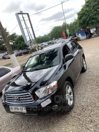 toyota-highlander-2009-black-big-2