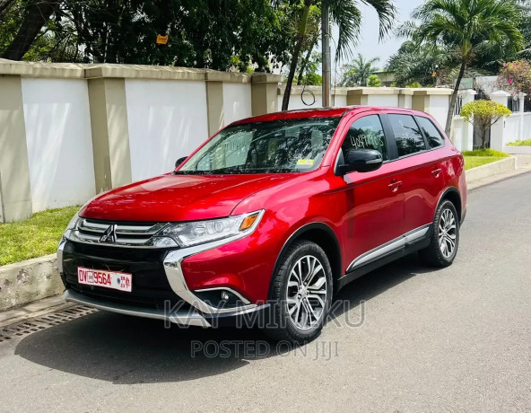 mitsubishi-outlander-sel-awc-2018-red-big-1