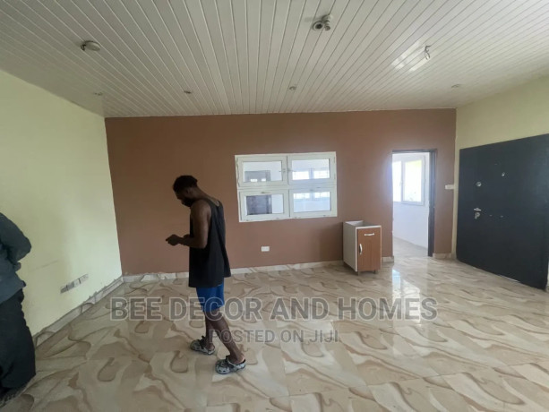 2bdrm-apartment-in-bee-decor-and-homes-west-legon-for-rent-big-3