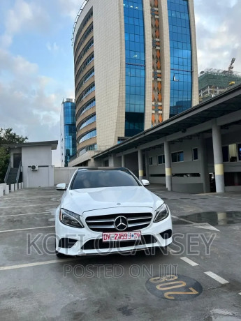 mercedes-benz-c300-2017-white-big-1