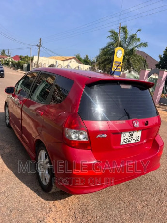 honda-fit-2011-red-big-2