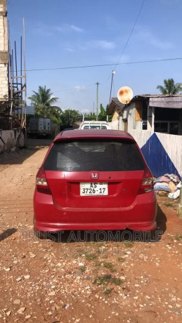 honda-jazz-15-vtec-2008-red-big-1