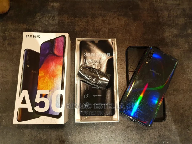 new-samsung-galaxy-a50-64-gb-black-big-1