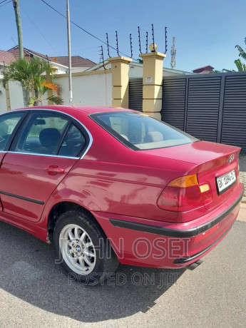 bmw-318i-2001-red-big-2