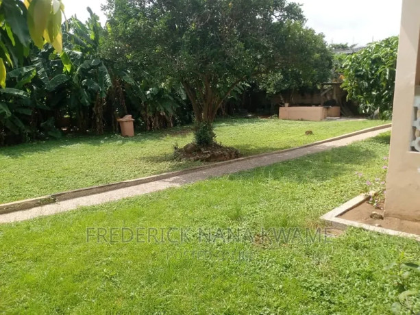 4bdrm-house-in-mile-7-achimota-for-sale-big-3