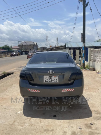 toyota-camry-2009-gray-big-2