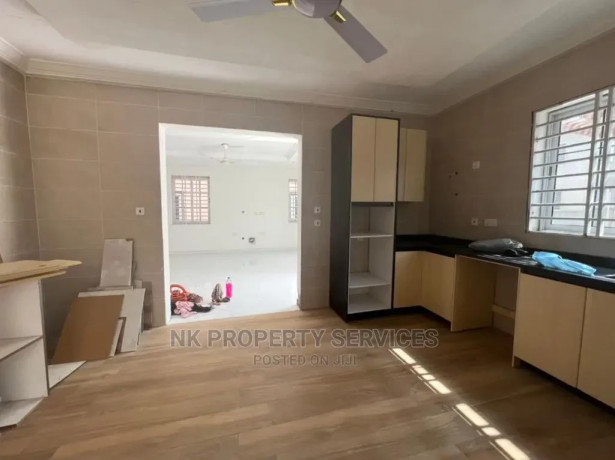 3bdrm-house-in-mile-7-achimota-for-sale-big-1