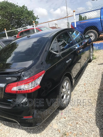 nissan-sentra-2015-black-big-1