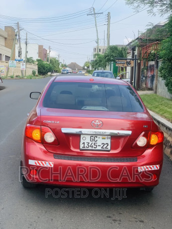 toyota-corolla-2010-red-big-1