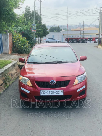 toyota-corolla-2010-red-big-0