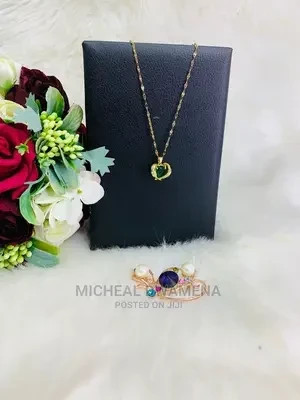 jewelry-made-emerald-big-0