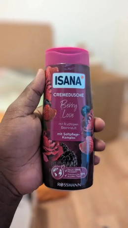 isana-shower-gel-berry-love-preorders-only-big-0
