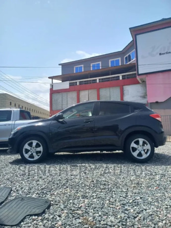 honda-hr-v-4dr-suv-15l-4cyl-cvt-2016-black-big-1