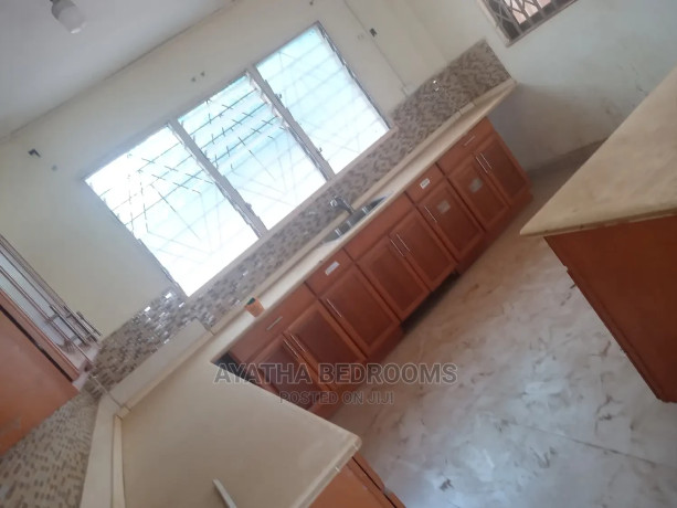 3bdrm-house-in-ayathar-bedroom-new-town-for-rent-big-1