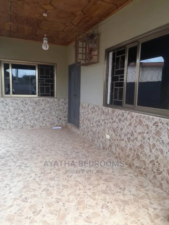3bdrm-house-in-ayathar-bedroom-new-town-for-rent-big-2