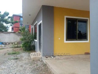 2bdrm House in Ayathar Bedroom, New Town for Rent