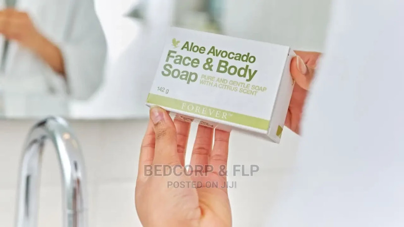 avocado-face-and-body-soap-big-0