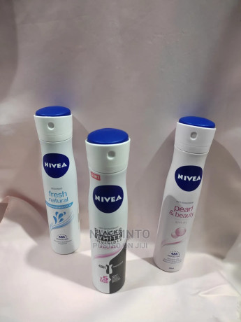 nivea-range-of-deodorant-spray-all-nivea-originals-big-2