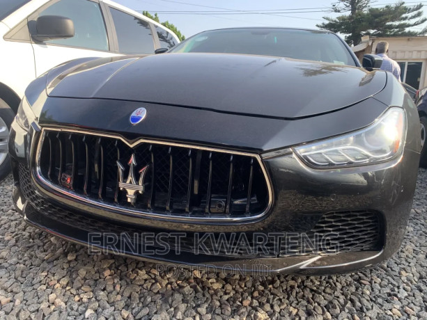 maserati-ghibli-s-q4-gransport-awd-2018-black-big-1