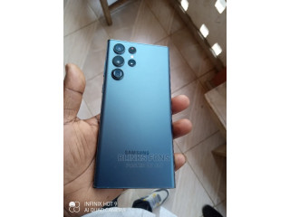 New Samsung Galaxy S22 Ultra 5G 128 GB Blue