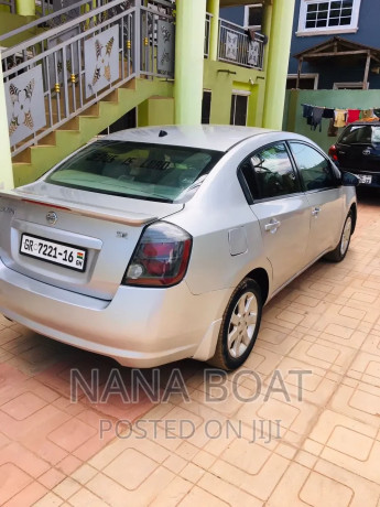 nissan-sentra-20-2010-silver-big-1