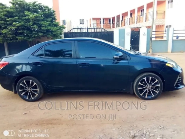 toyota-corolla-se-18l-4cyl-2a-2018-green-big-2