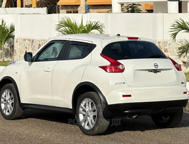 nissan-juke-2014-white-big-1