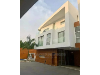 Furnished 4bdrm Townhouse/Terrace in Airport Residential for Sale