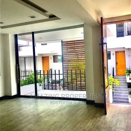 4bdrm-townhouseterrace-in-cantonments-for-sale-big-2