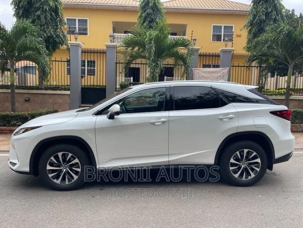 new-lexus-rx-350-2022-white-big-3