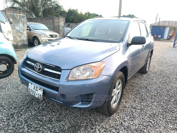 toyota-rav4-2009-gray-big-0