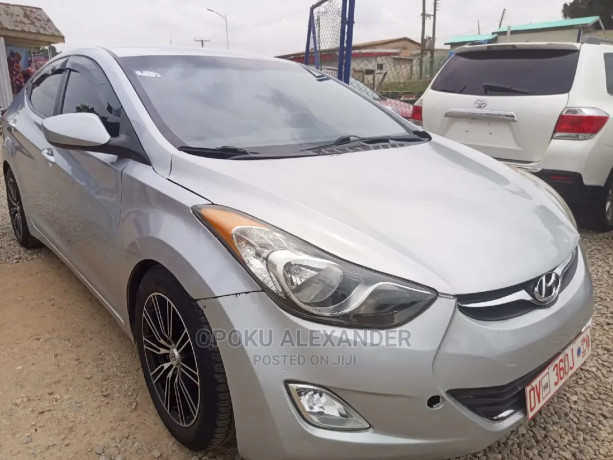 hyundai-elantra-2012-silver-big-0