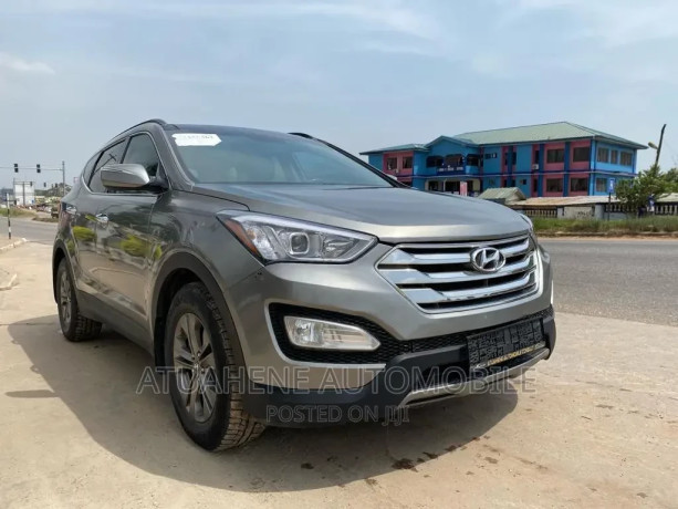 hyundai-santa-fe-2015-gray-big-1