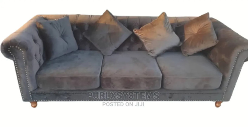 camara-chesterfield-grey-velvet-3-seater-sofa-big-0