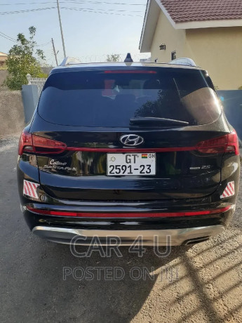 hyundai-santa-fe-2023-black-big-0