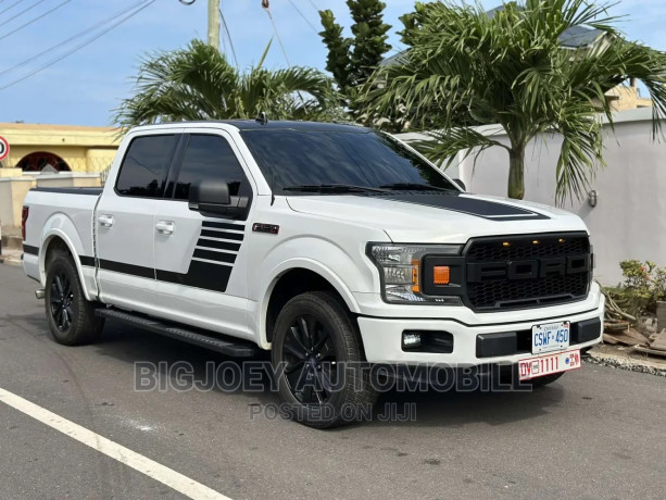 ford-f-150-2018-white-big-3