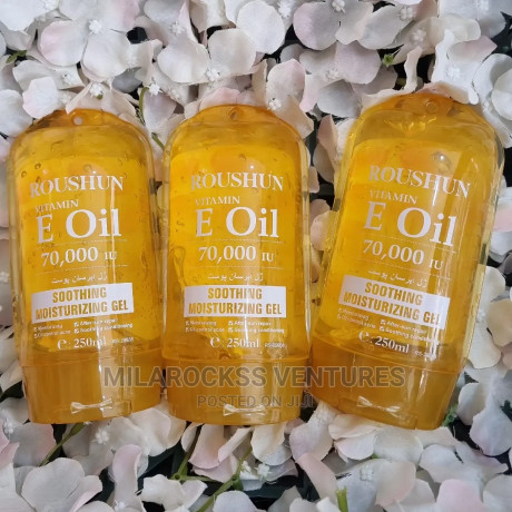 roushun-vitamin-e-oil-soothing-moisturizing-gel-big-0