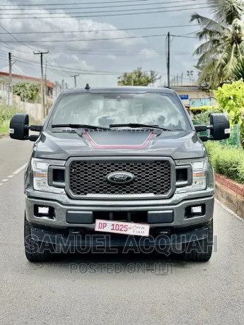 ford-f-150-2019-gray-big-0