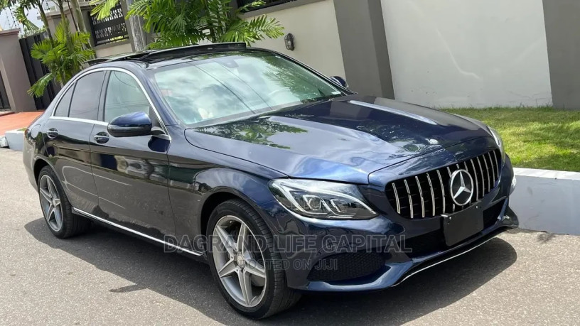 mercedes-benz-c300-2016-blue-big-1